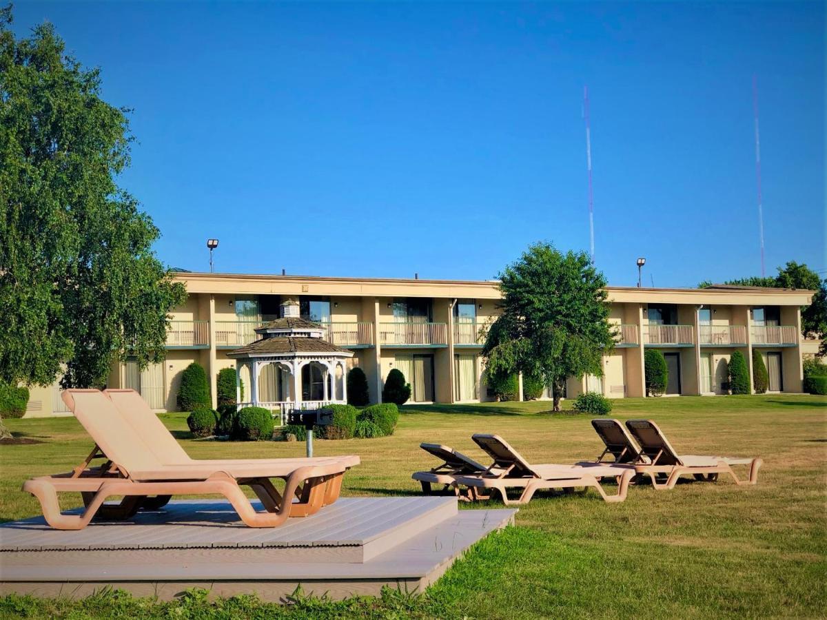 Riverview Inn & Suites Somerset Exterior foto